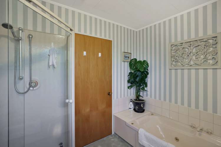 41 Reid Crescent Allenton_18