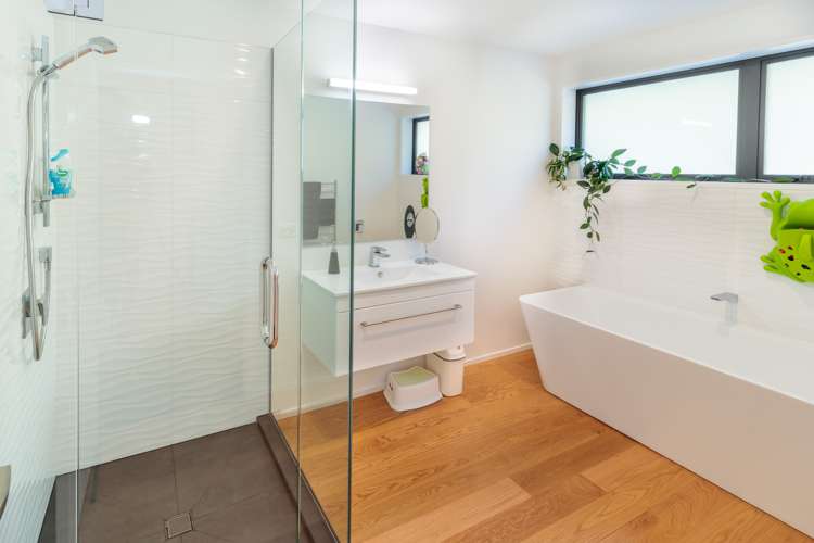 228 Gladstone Road North Mosgiel_13