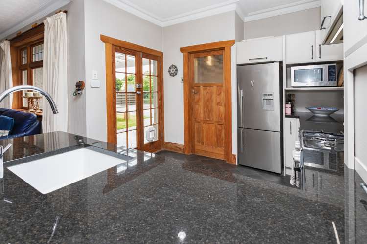 51 Clifton Street Windsor_6