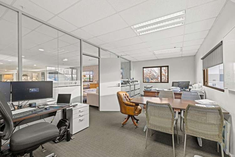 214 Main South Road Hornby_9