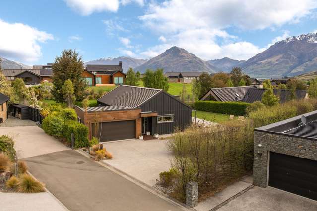 7 Bretby Court Jacks Point_1