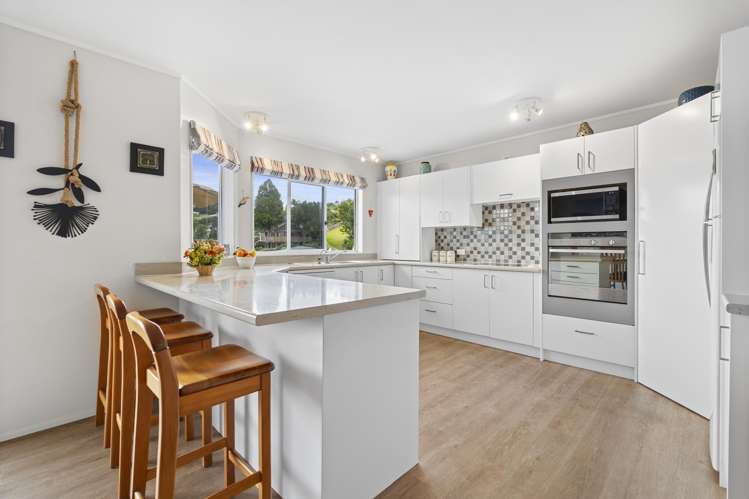 11 Vista Motu Red Beach_8