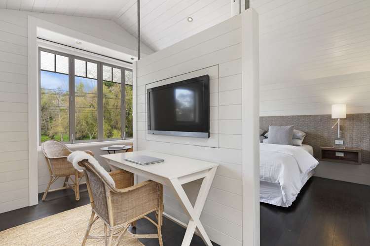 20 Seabreeze Road Narrow Neck_30