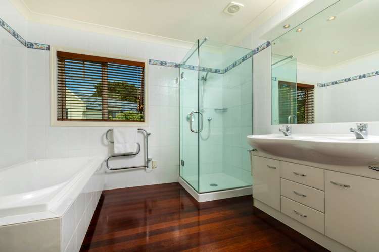 32b Isobel Road Greenhithe_13