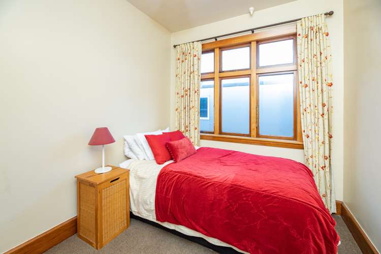 130 Memorial Avenue Burnside_11