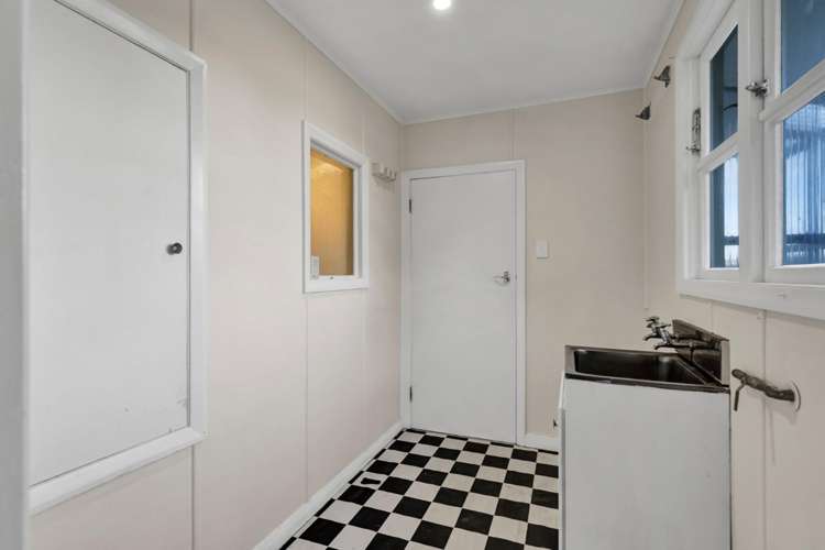 59 Clawton Street Westown_14