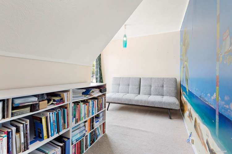 2/16 Fernbird Place Massey_10