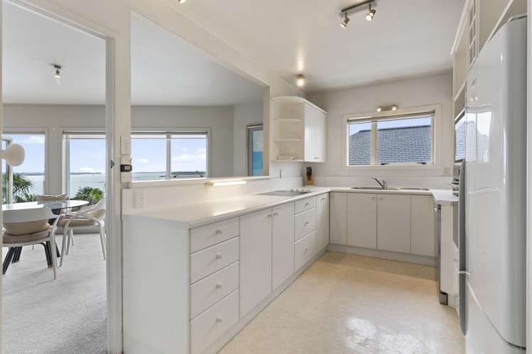 4/2 Crescent Road Parnell_7