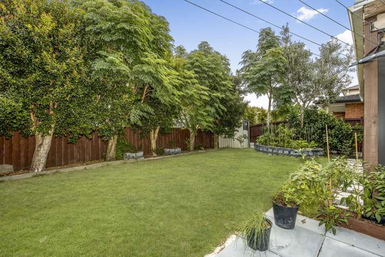 21 Janway Avenue Flat Bush_12