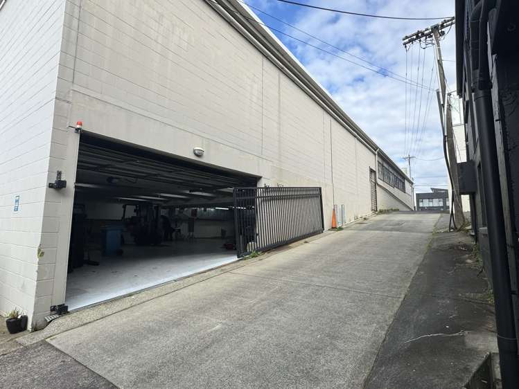 64 Barrys Point Road Takapuna_7