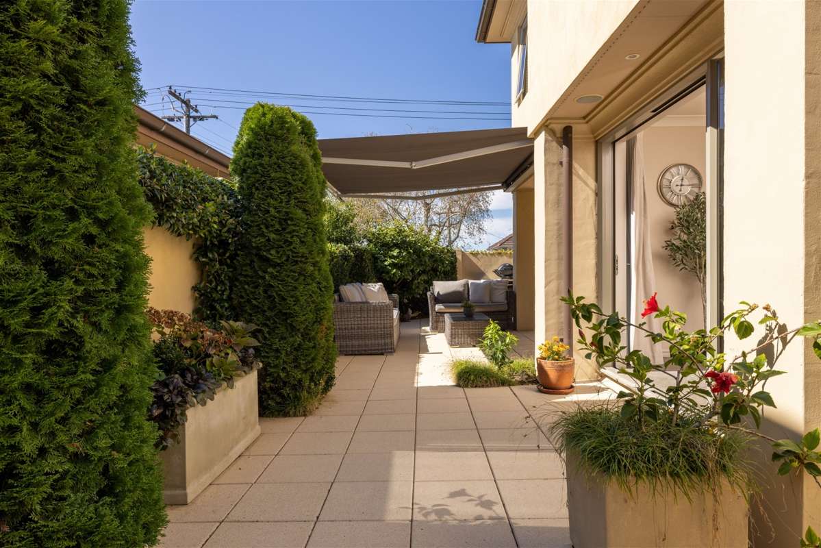 19 Edgecumbe Road_5