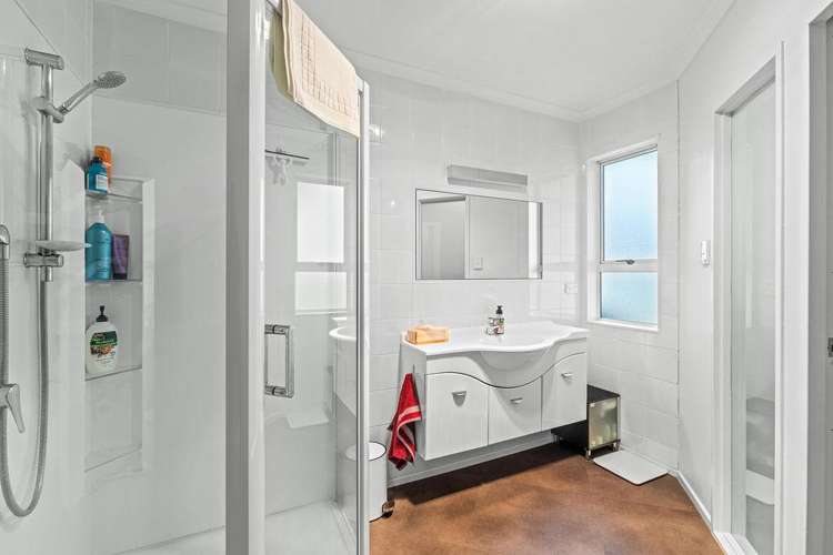 99 Surrey Road Springvale_11