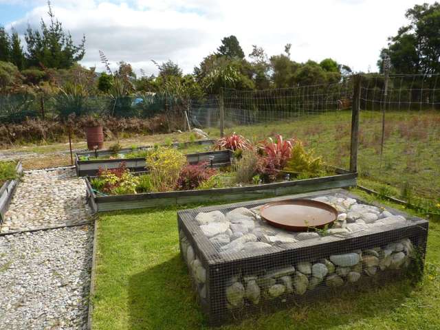 26a Banbury Street Waimangaroa_1