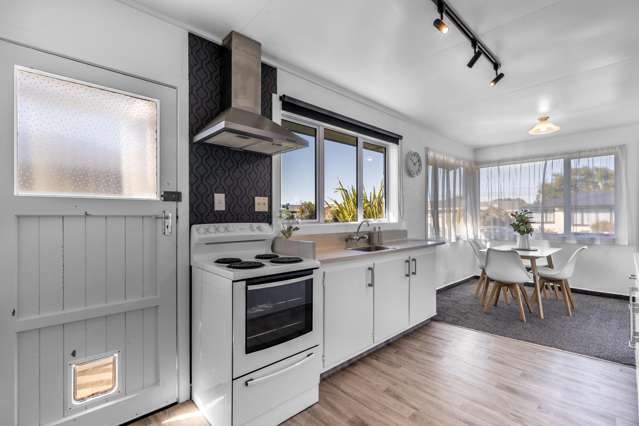 34 Lothian Crescent Strathern_4