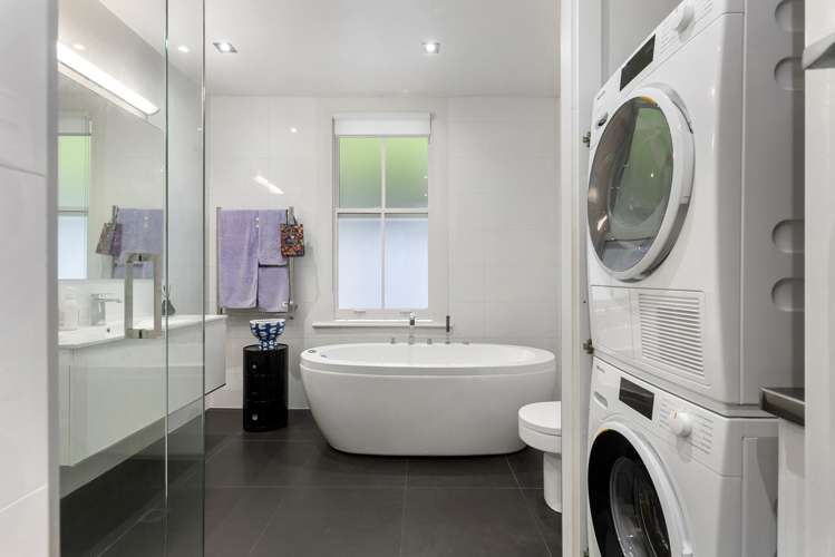 26 Sarsfield Street Herne Bay_19