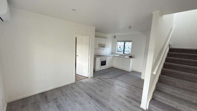 1A Harrison Road Mount Wellington_3