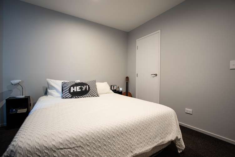 10 Little Paddock Hokitika_20