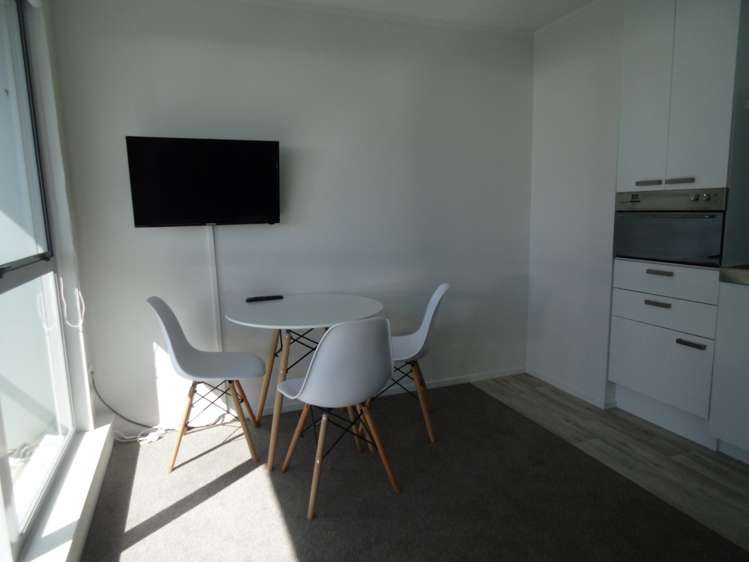 13E/34 Kingston Street 10015_3