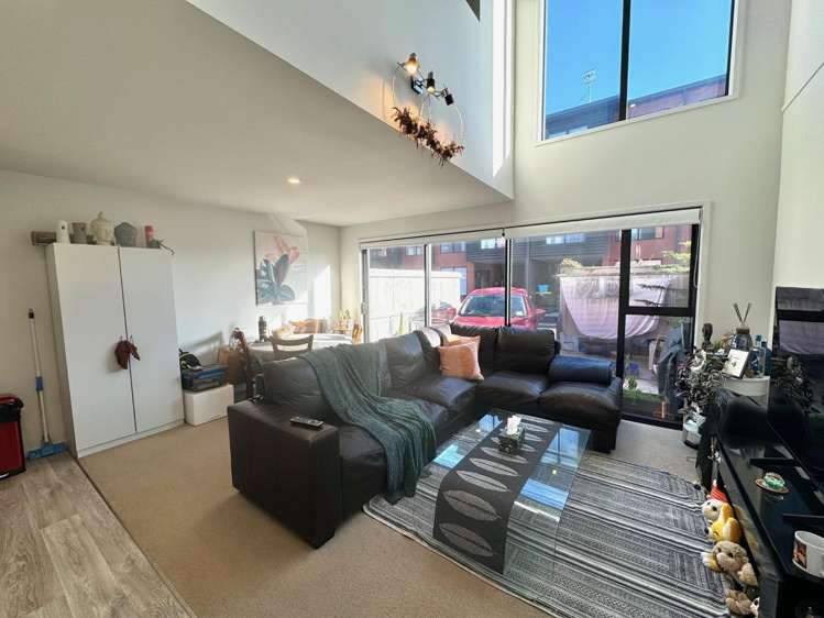 25/17 Owens Place Mount Maunganui_1