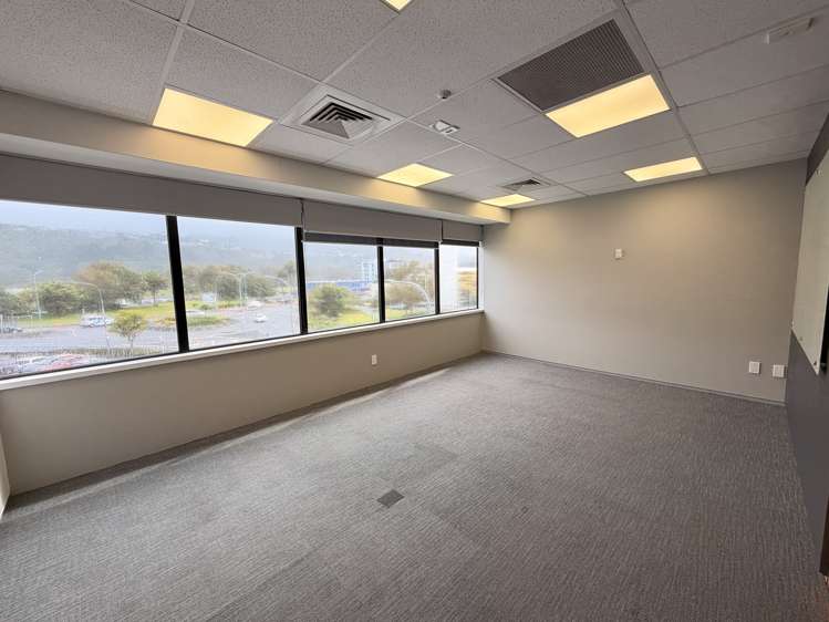 1 Market Grove Hutt Central_10