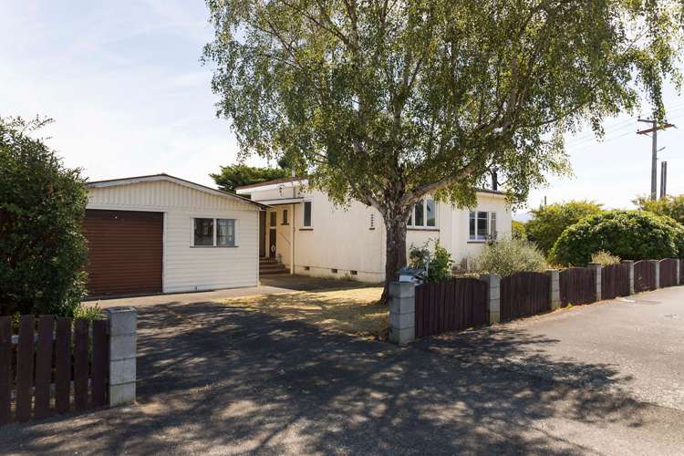 28 Christian Street Dannevirke_15