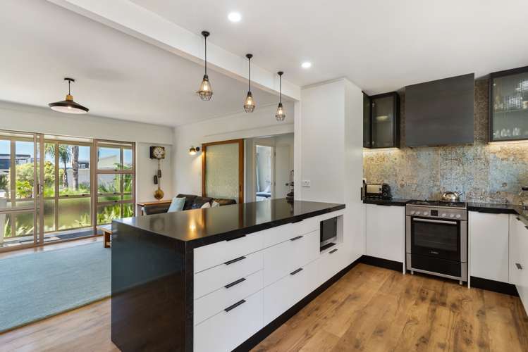 123 Elliot Street Pahurehure_5