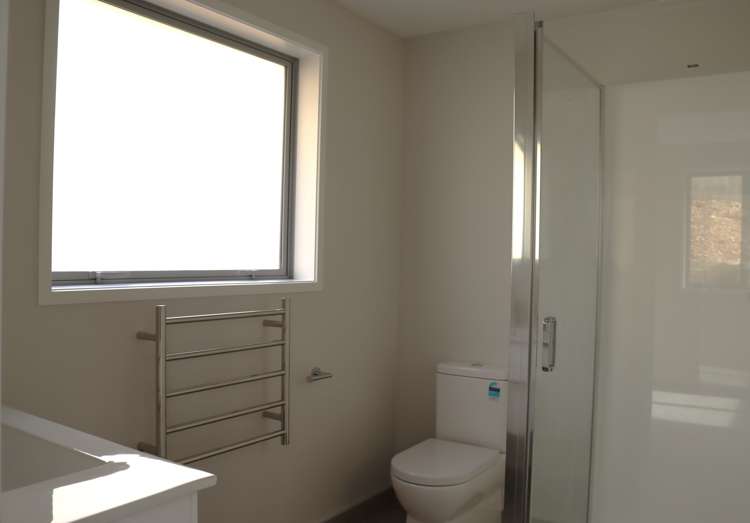 65 Leathem Crescent Pokeno_15