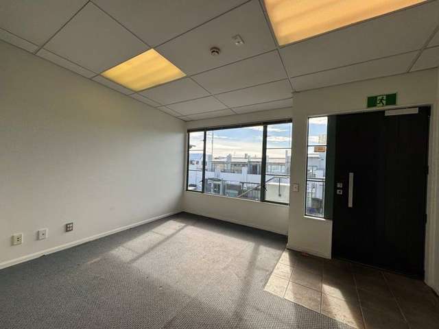 13/35 Riccarton Road Riccarton_3
