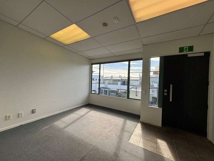 13/35 Riccarton Road Riccarton_3