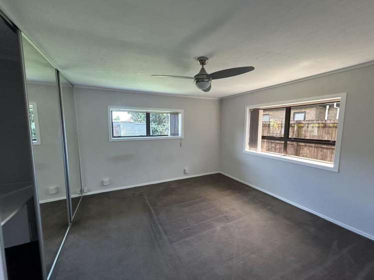 39 Beach Road Papakura_8