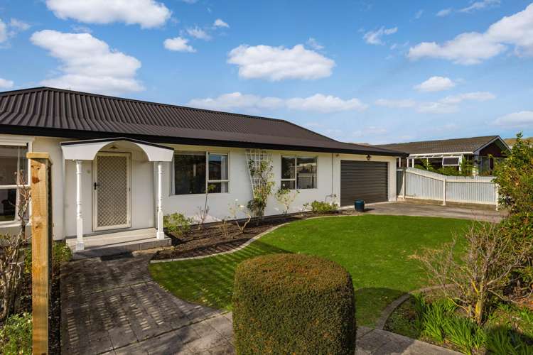 1 Karina Crescent_0