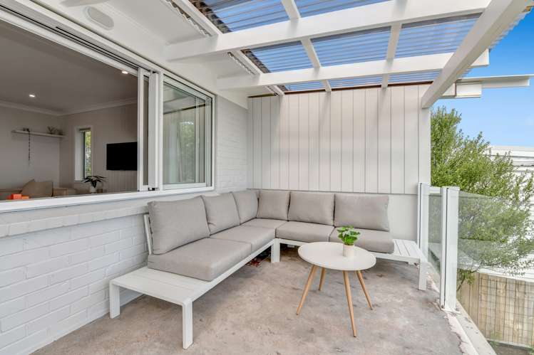 954 Whangaparaoa Road Manly_10