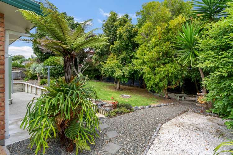 30 Brittany Drive Henderson_17