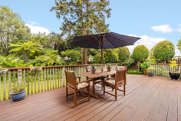 24 Mccarthy Grove Clouston Park_24