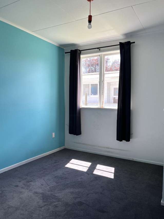 100A Broadway 10114_3