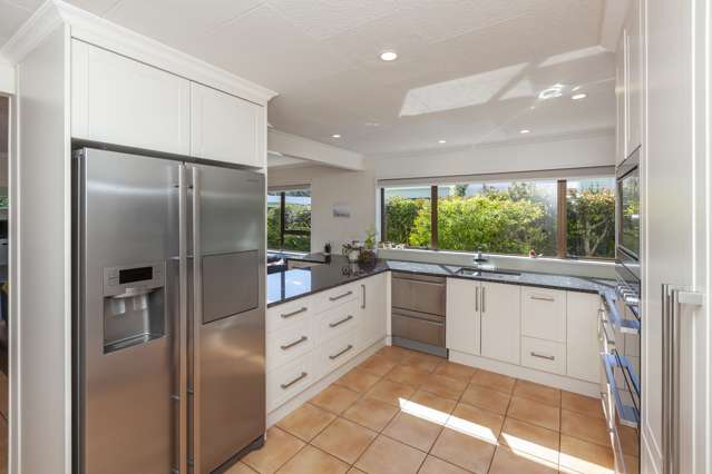 8 Newry Road Raumati Beach_4