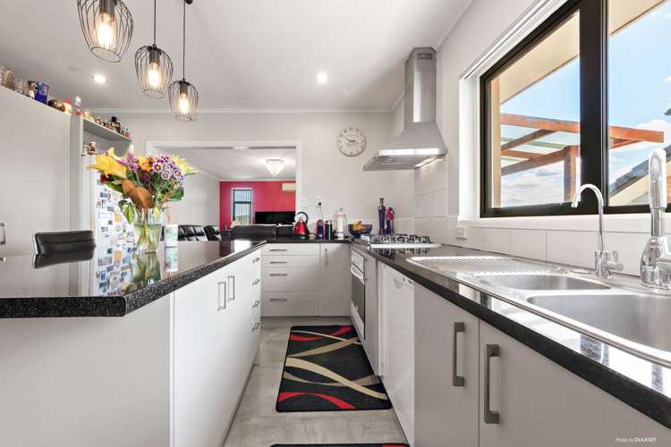 47 Bolton Street Blockhouse Bay_6