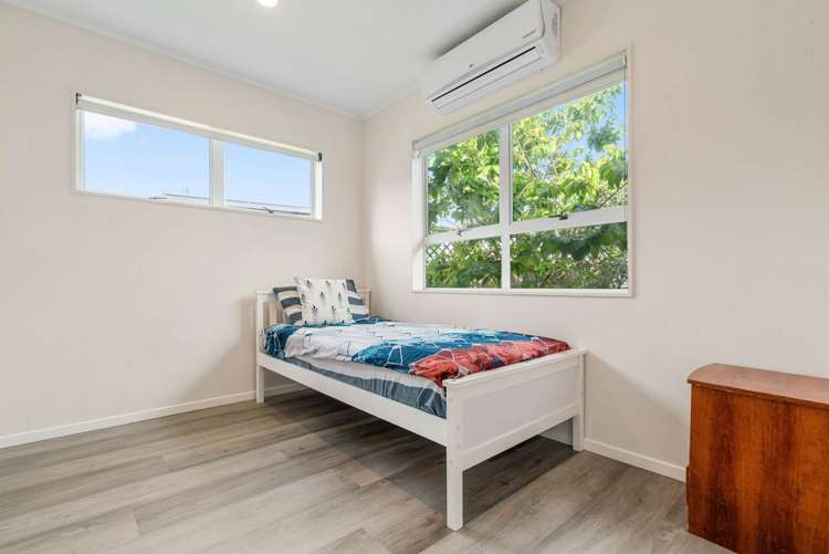2/8 Freeland Avenue Mt Roskill_10