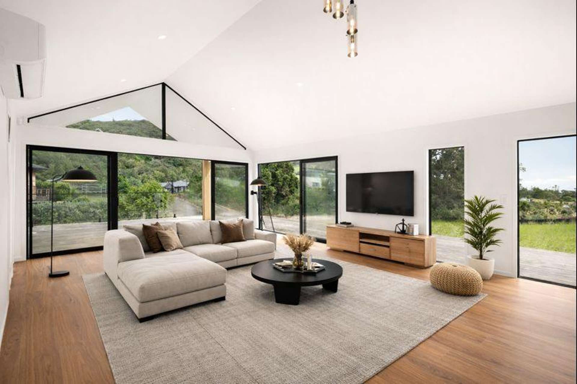 7 Kaihuia Lane Clevedon_0