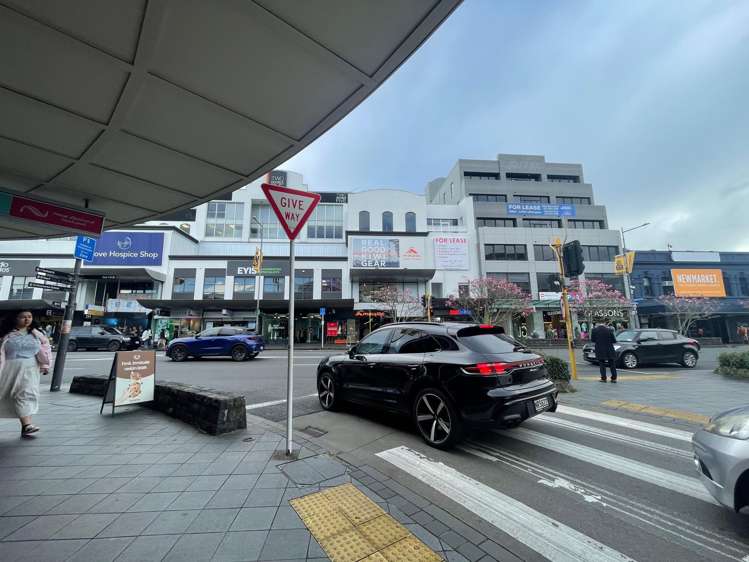 270 Broadway Newmarket_5