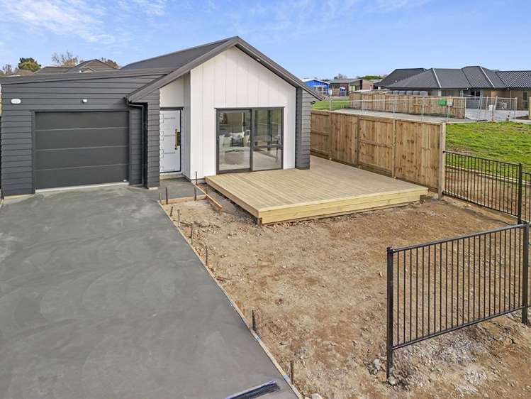 22 Oneone Street 11373_17