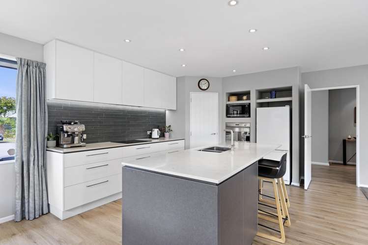 9 Napoleon Close Harewood_12