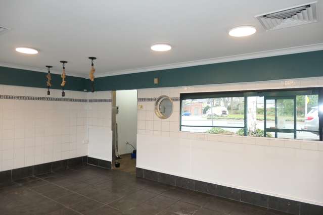 Shop 1/5 Memorial Avenue Fendalton_4