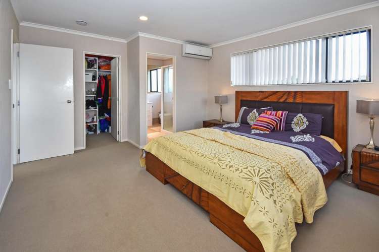 8 Ashkirk Place Wattle Downs_18