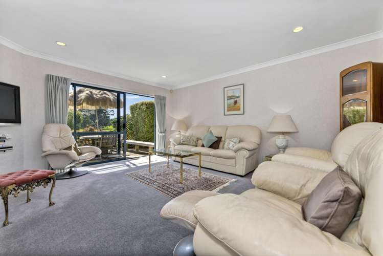 2/41 West Fairway Golflands_6