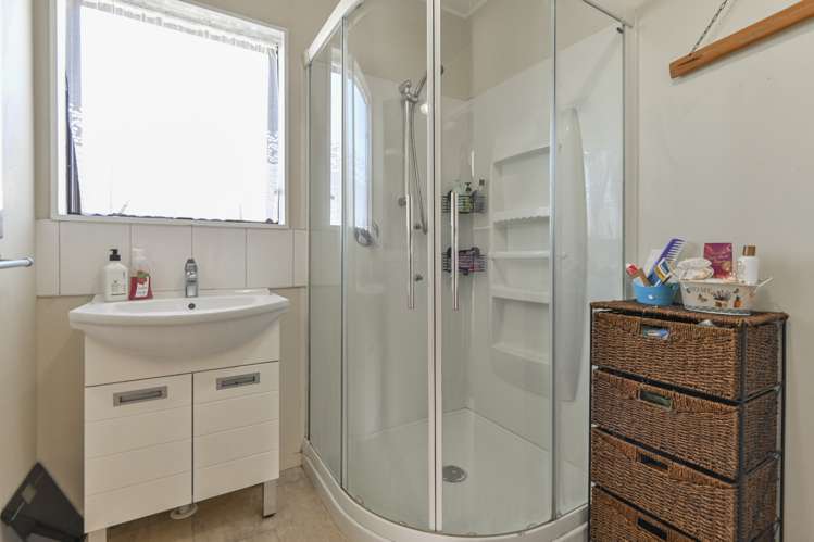 1304 Jubilee Street Mayfair_13