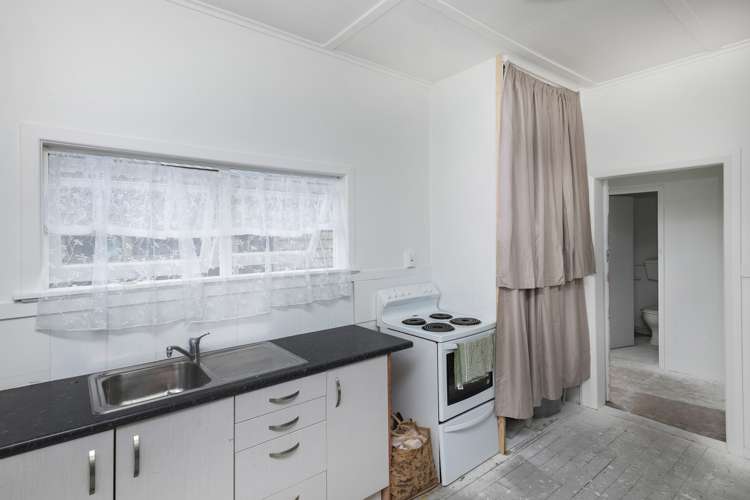 110 De Lautour Road Inner Kaiti_13