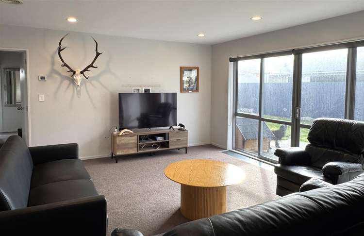 90A Blake Street Blaketown_6