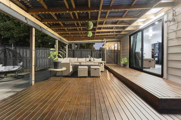 4/22 Barneys Farm Road Clendon Park_3