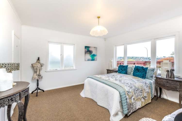 165 Edmonton Road Te Atatu South_11